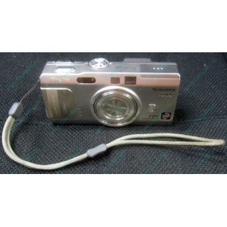 Фотоаппарат Fujifilm FinePix F810 (без зарядного устройства) - Ивантеевка